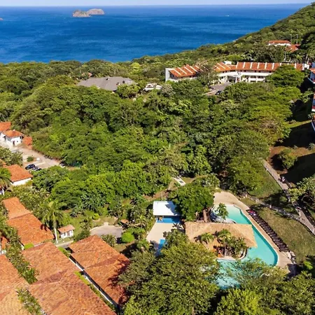 Villas Sol Beach Resort